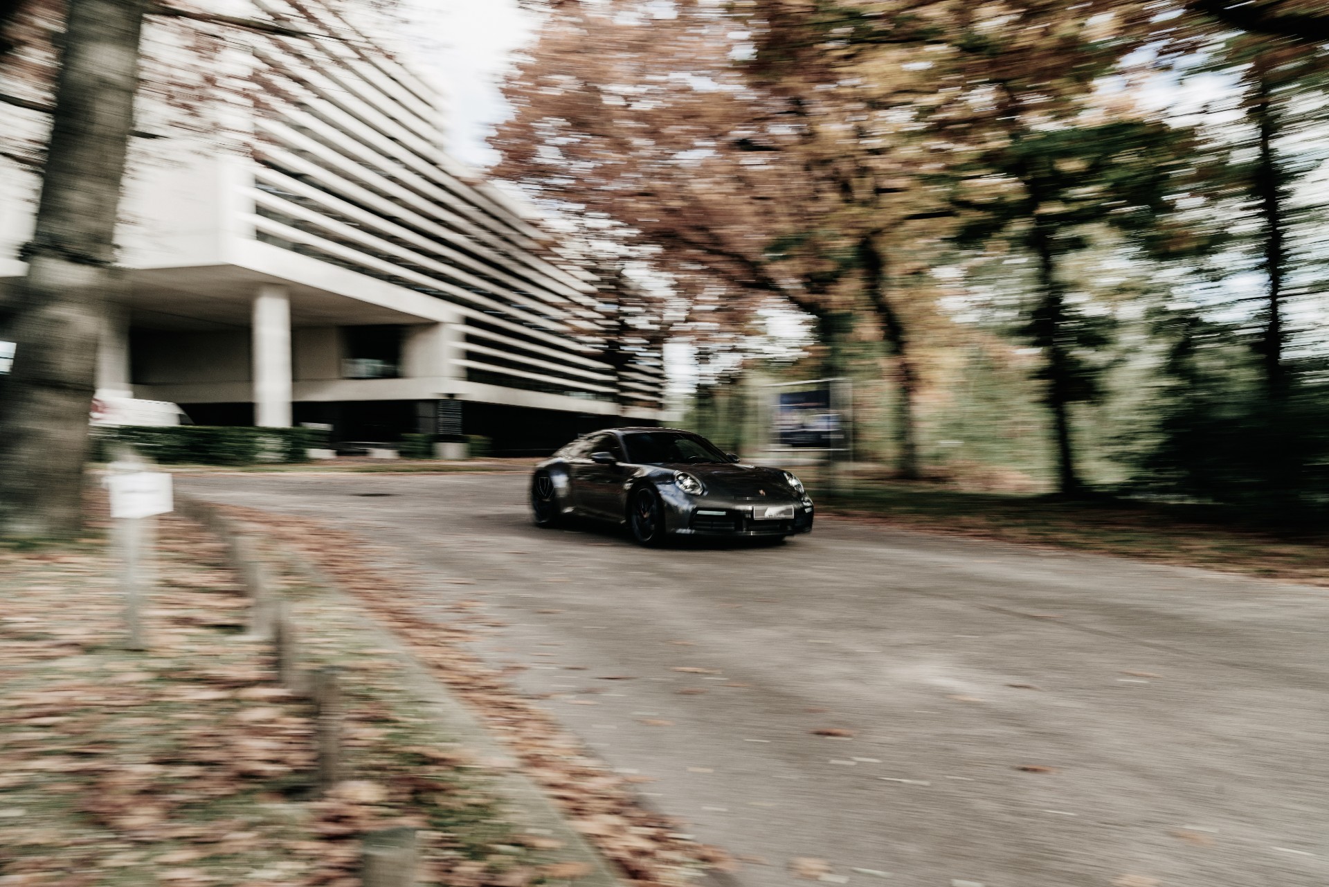 porsche 992 (17)