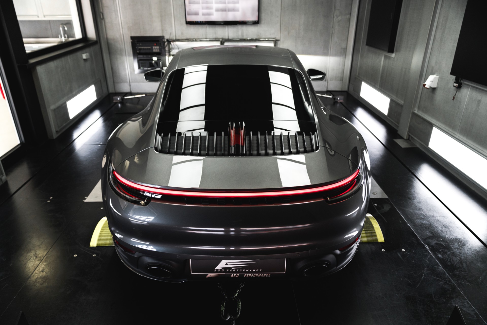 porsche 992 (50)